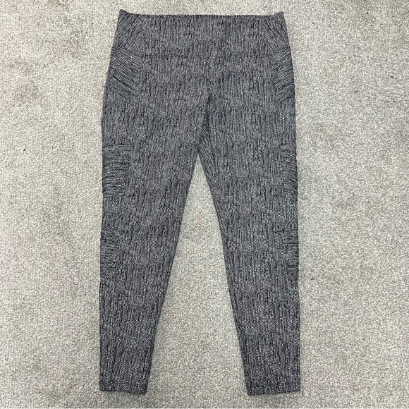 Athleta Leggings XL Delancey Textured Moto Tight Black White Print Zip Ankle - Picture 1 of 11